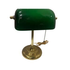 Vtg Green Glass Bankers Brass Desk Lamp Pull Chain, Round Base Classic Emeralite